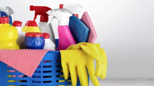kitchen-basket-of-cleaning-supplies-spray-bottles-chemicals-16x9